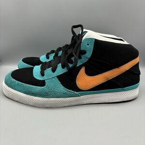Nike Shoes Men’s Size 13 Multicolored 6.0 Lace Up 386611-300‎